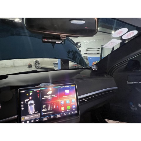 Độ loa xe Vinfast VF6 với loa Mid - Treble và Sub điện