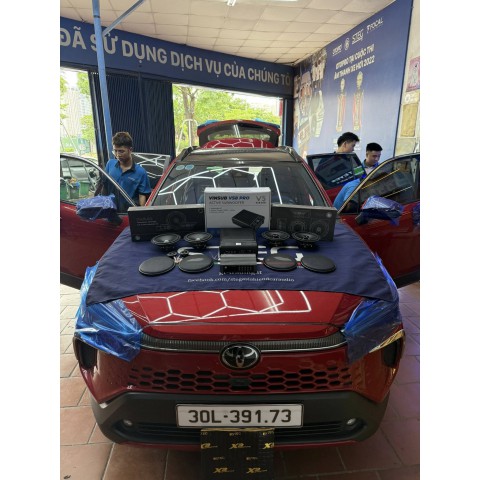 Toyota Corrola Cross nâng cấp âm thanh