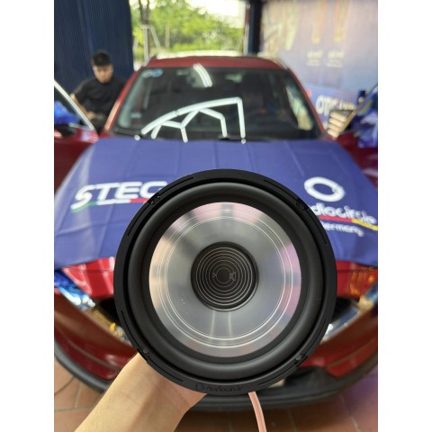 Độ loa cánh cho Mazda Cx5 với hệ thống loa Audiocircle