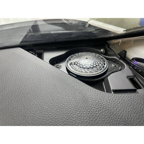 Độ loa cho Kia Carnival với loa treble STEG SFF1