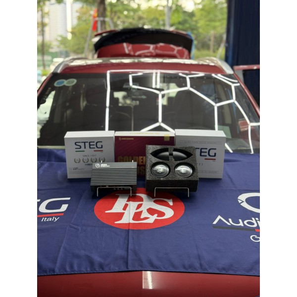 Độ loa xe Mitsubishi Outlander 2022 với loa Mid - Treble và Amply Độ loa xe Mitsubishi Outlander 2022 với loa Mid - Treble và Amply