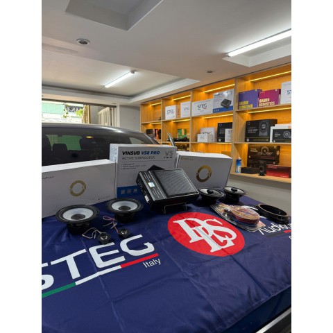 Nâng cấp cấu hình âm thanh AudioCircle cho Ford Raptor Nâng cấp cấu hình âm thanh AudioCircle cho Ford Raptor