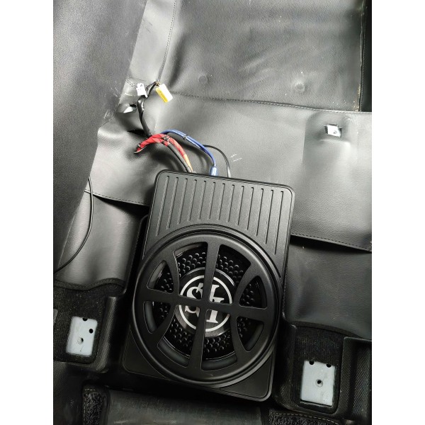 Độ loa sub điện cho Toyota Yaris Độ loa sub điện cho Toyota Yaris