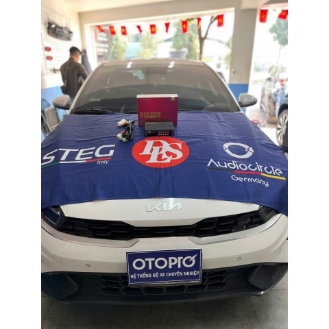 Độ ampli Golden Acoustics VE48 cho xe Kia K3