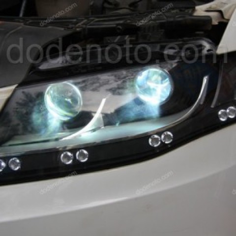 Độ đèn bi xenon, projector, đèn LED daylight cho xe Audi A4