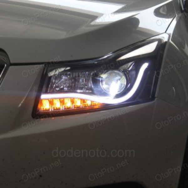 Đèn pha độ LED nguyên bộ cho xe Cruze/Lacetti mẫu Audi A8