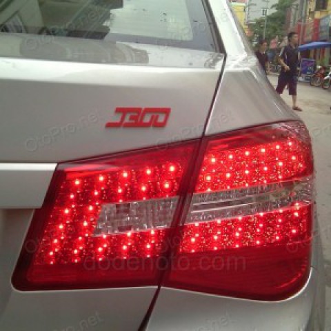 Đèn hậu do LED nguyên bộ cho xe Lacetti Cruze kiểu Mercedes
