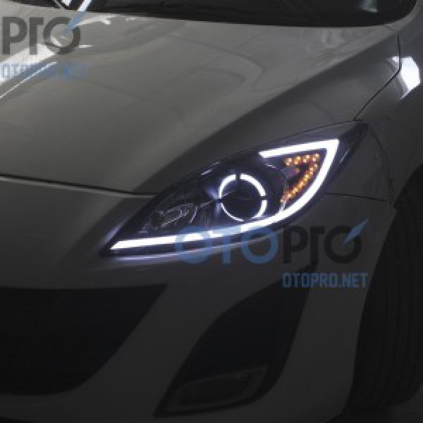 Mazda 3S độ đèn bi xenon, LED mí khối, xi nhan, angel eyes mẫu Jaguar