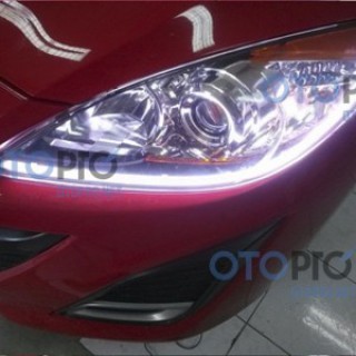 Độ đèn LED mí khối trắng vàng cho xe Mazda 3