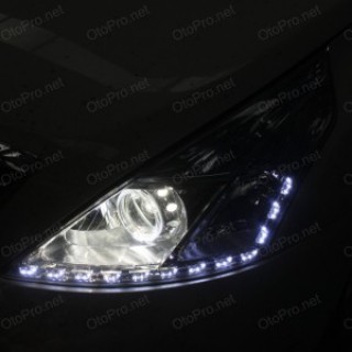 Độ bi xenon, angel eyes BMW, LED mí Transformer xe Teana