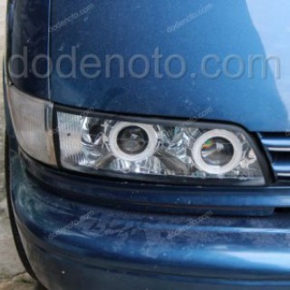 Độ đèn bi xenon, projector, angel eyes LED cho Toyota Previa