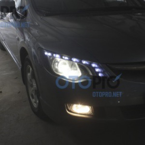 Độ đèn bi xenon, LED mí Audi Q5 cho xe Civic 2010