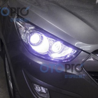 Độ đèn bi xenon vào chóa pha cho xe Hyundai Tucson ix35