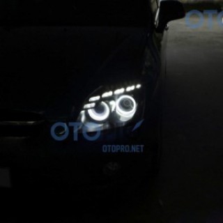 KIA Carens độ đèn bi xenon, angel eyes, LED mí Audi Q5