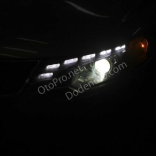 Độ đèn bi xenon, dải LED mí Audi Q5 cho xe Kia Forte
