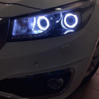 Độ bi xenon, vòng angel eyes LED xe Kia Sedona