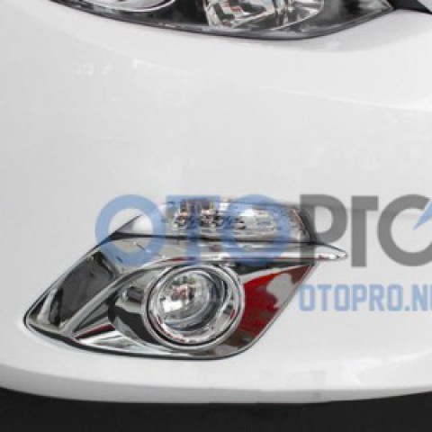Ốp trang trí đèn gầm mạ crom cho xe Mazda 3 2015