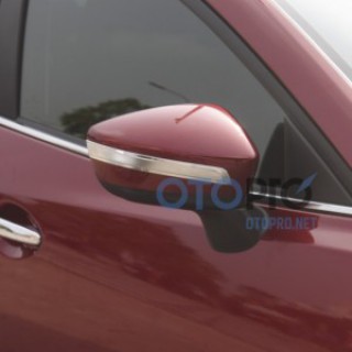 Ốp viền gương chiếu hậu mạ crôm xe Mazda 3 2015