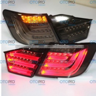 Đèn hậu độ LED nguyên bộ xe Toyota Camry 2012-2013 mẫu BMW khói
