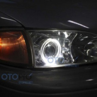 Độ đèn bi xenon, angel eyes LED kiểu BMW xe Camry 1996