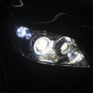 Độ đèn bi xenon, angel eyes LED kiểu BMW cho Camry 3.5