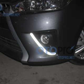 Đèn gầm độ LED daylight cho xe Toyota Yaris 2014