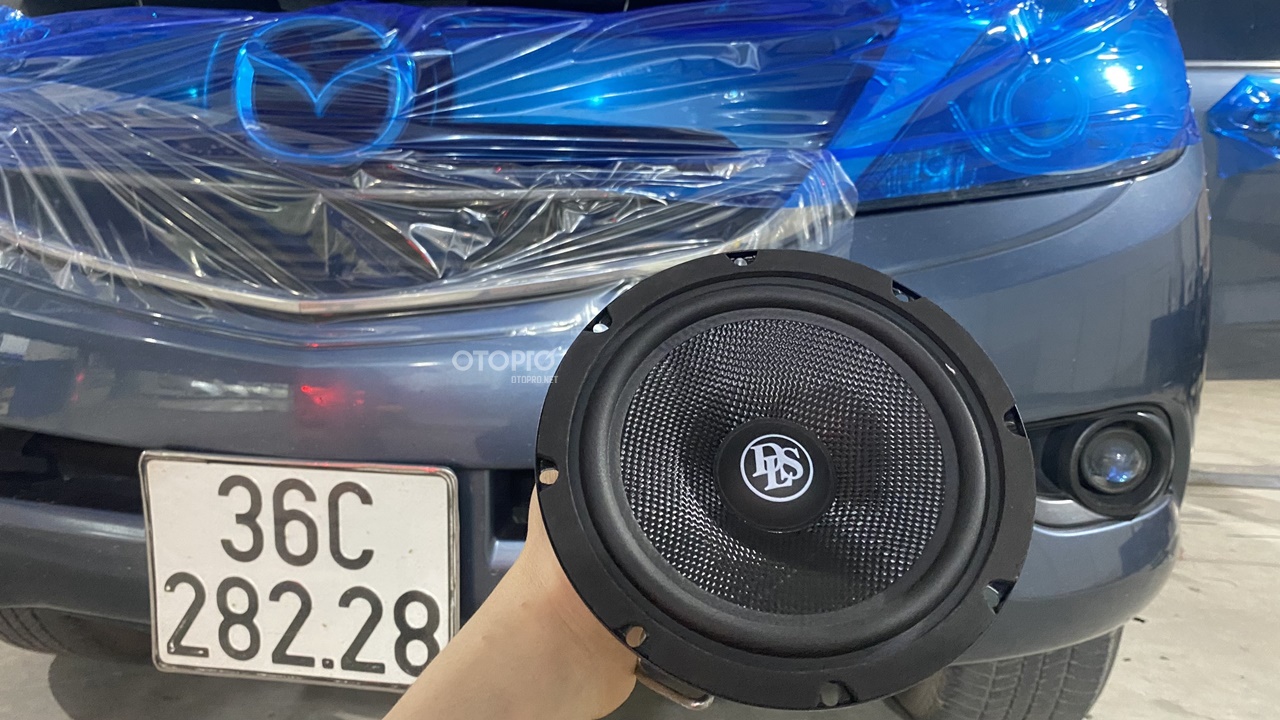 Độ loa Mazda BT50 với cấu hình âm thanh loa DLS MB6.2