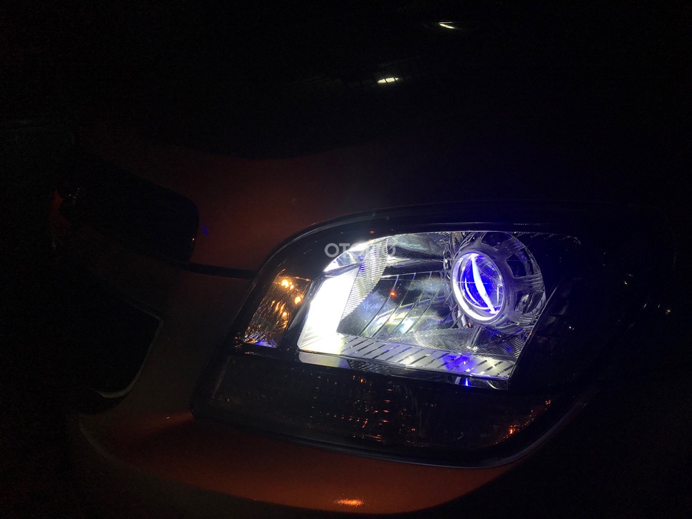 Độ đèn Chevrolet Orlando với siêu phẩm Evo light SE