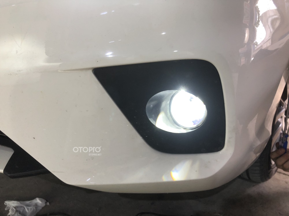 Độ đèn Honda City 2021 với siêu phẩm bi gầm HCLight