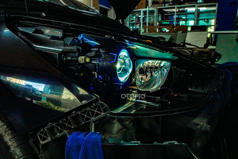 Độ đèn Hyundai Accent 2019 với siêu phẩm Titan Platinum 9+3