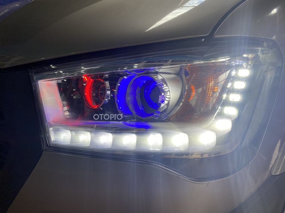 Độ đèn Hyundai Solati với siêu phẩm Evo light SLE - SE