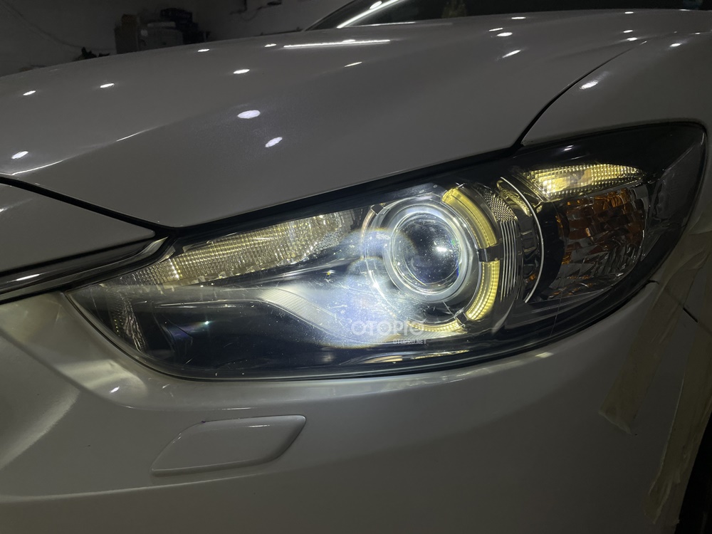 Độ đèn Mazda 6 với siêu phẩm VN Light Gen2