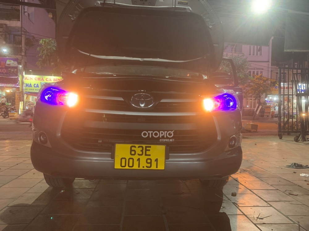 Độ đèn Toyota Innova với siêu phẩm bi Laser EVO LIGHT SLE