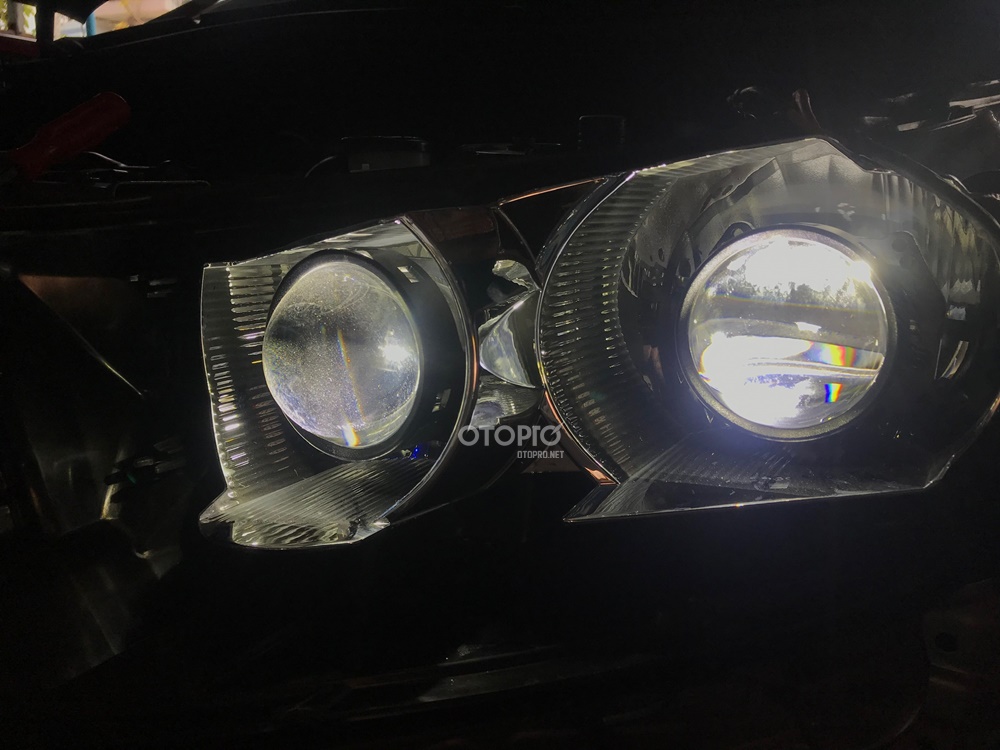 Độ đèn Toyota Innova với siêu phẩm bi Laser EVO LIGHT SLE