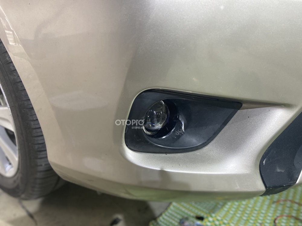 Độ đèn Toyota Vios 2017 với siêu phẩm bi laser EVO LIGHT SLE & bi gầm