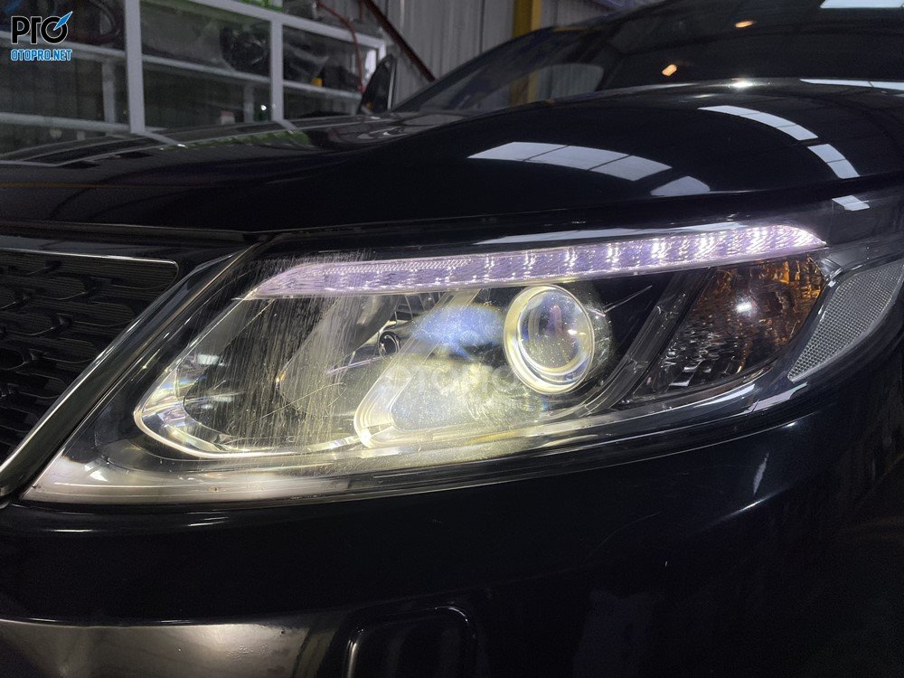Độ đèn Kia Sorento 2016 với Bi Led EVO LUX 5000K