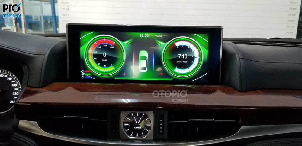 Lắp màn hình android cho Lexus LX570 2016