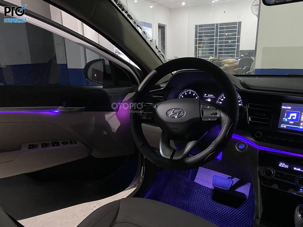 Độ đèn LED nội thất cho Hyundai Elantra