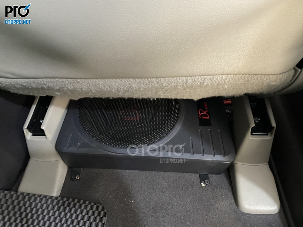 Độ loa sub điện Hyundai Kona với loa sub DRaudio DR10A