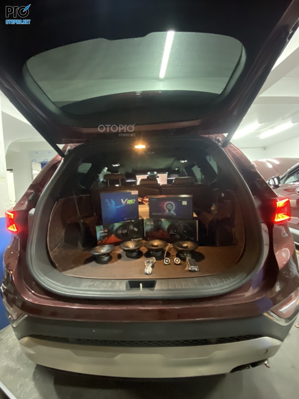 Độ loa Hyundai Santafe 2020 với cấu hình âm thanh loa Focal RSE 165