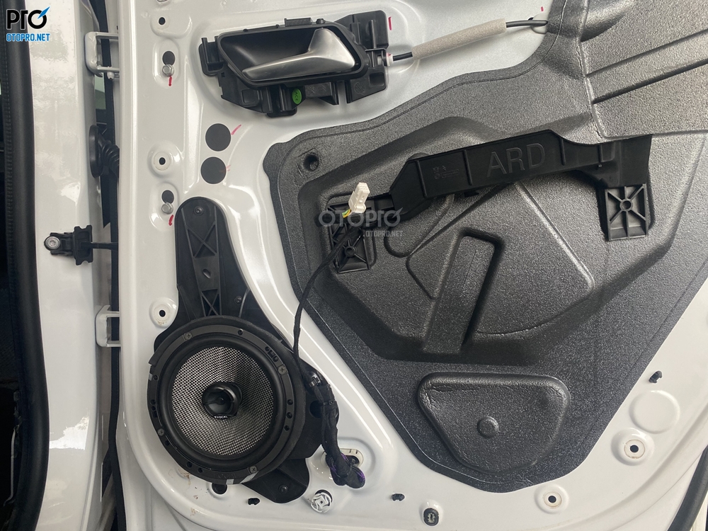 Độ loa Peugeot 3008 2020 với cấu hình âm thanh loa Focal 165 AS