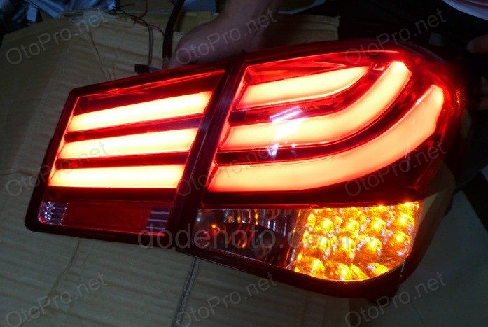 Đèn hậu độ LED nguyên bộ xe Lacetti BMW series 5 kiểu khói