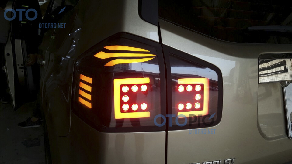 Độ đèn hậu LED cho xe Chevrolet Orlando 2015-2016