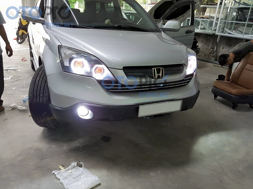 Honda CR-V 2011 độ 2 bi xenon, angel eyes LED, mắt quỷ đỏ