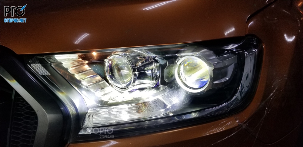 Độ đèn Ford Ranger WT 2016 với 2 cặp bi VN Light V20 New