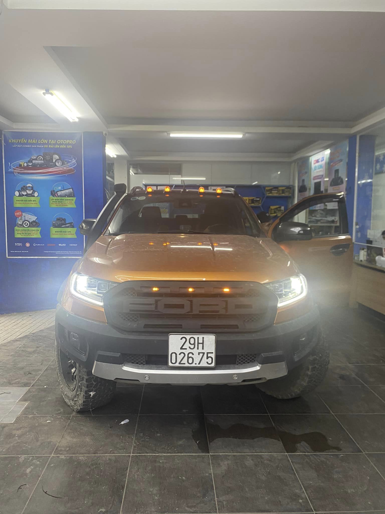 Độ đèn Ford Ranger với Bi Led Tiger Light P30 Pro