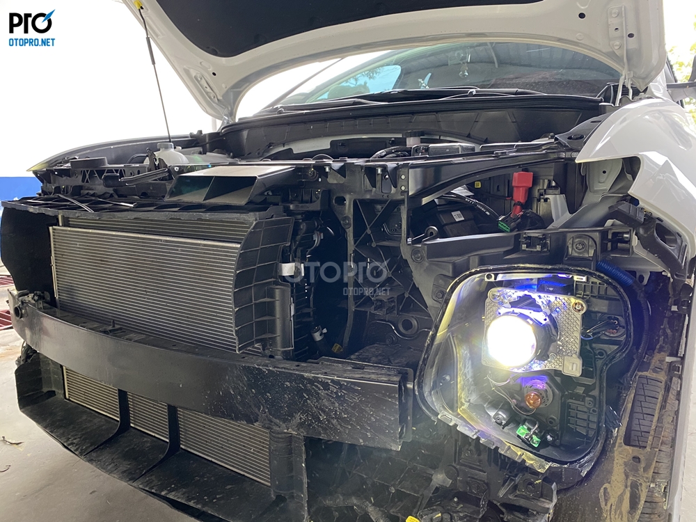 Độ đèn Hyundai Tucson 2022 với Bi Led EVO LUX 5000K