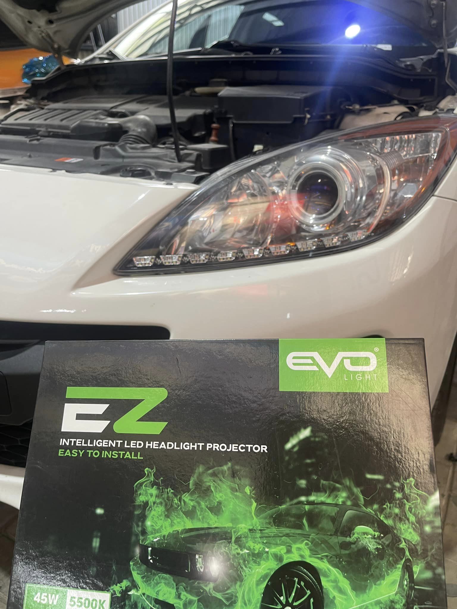 Độ đèn Mazda 3 với Bi Led EVO Light EZ