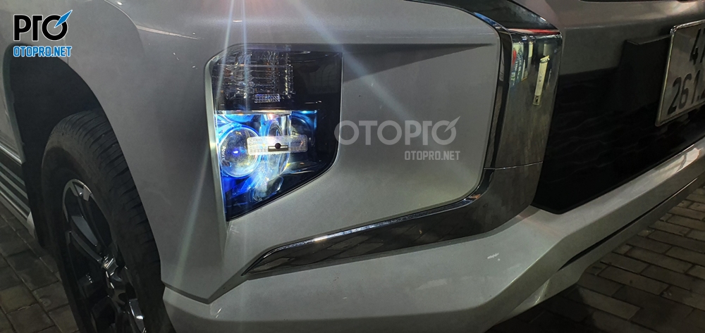 Độ đèn Mitsubishi Triton 2021 với đèn bi LED Domax X-LED Pro