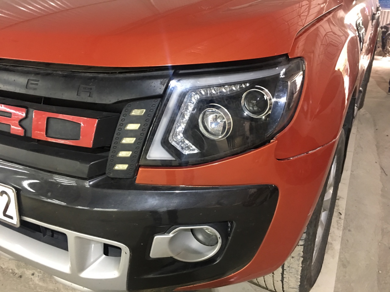 Ford ranger 2015 lắp đèn nguyên bộ